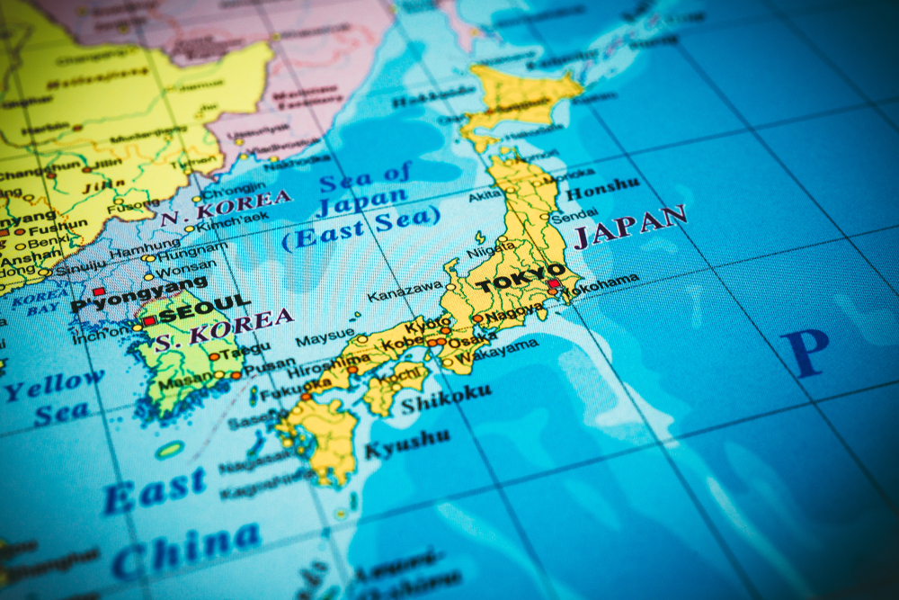 海に囲まれた日本の地図